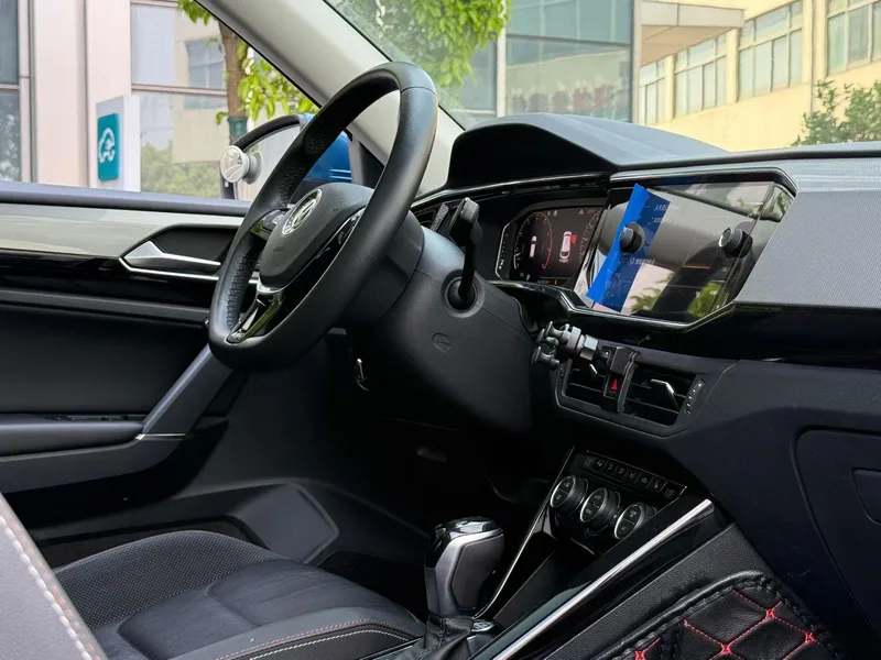 Volkswagen Tayron 2019 330TSI Two-wheel-drive luxury model Plus Country VI exterior photo 5 Volkswagen Tayron 2019 330TSI Two-wheel-drive luxury model Plus Country VI exterior photo 5