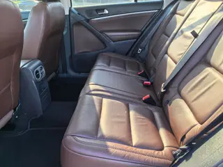 Volkswagen Tiguan 2015 1.8TSI Automatic two-drive luxury type interior photo 11 Volkswagen Tiguan 2015 1.8TSI Automatic two-drive luxury type interior photo 11