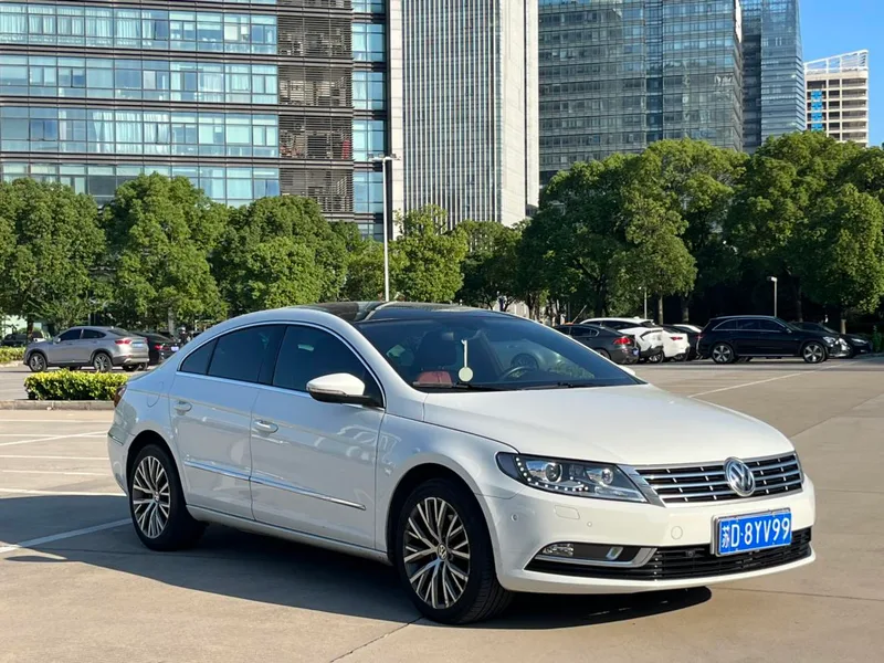 Volkswagen CC 2016 300TSI 25 Anniversary Edition exterior photo 3 Volkswagen CC 2016 300TSI 25 Anniversary Edition exterior photo 3