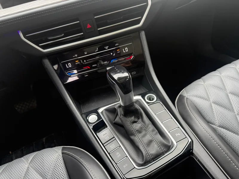 Volkswagen Sagitar 2023 200TSI DSG Overflight version exterior photo 7 Volkswagen Sagitar 2023 200TSI DSG Overflight version exterior photo 7