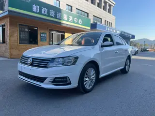 Volkswagen Lavida 2019 A mis les voiles 1.5L Version confort automatique État VI
