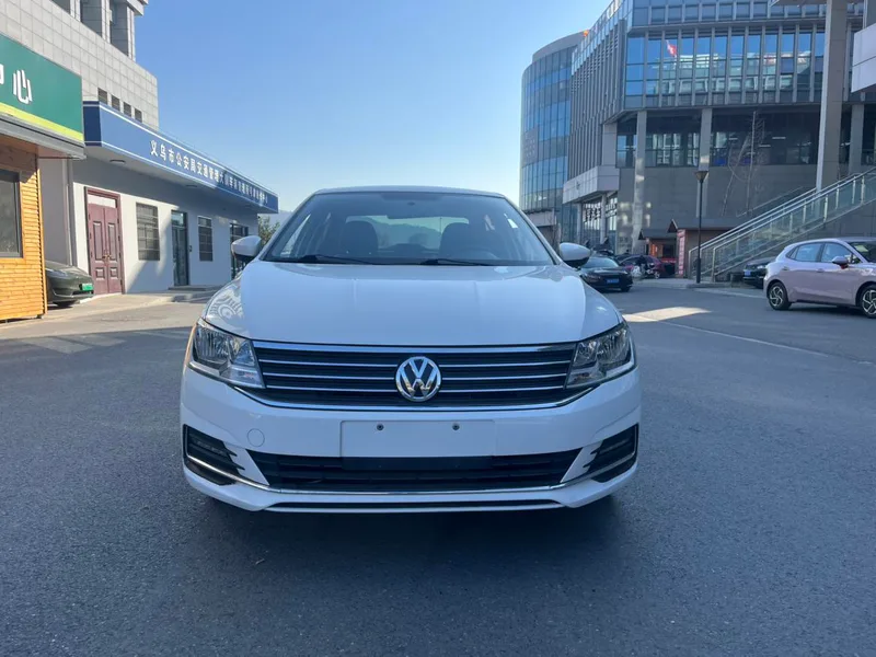 Volkswagen Lavida 2019 Set Sail 1.5L Automatic Comfort Version Country VI exterior photo 2 Volkswagen Lavida 2019 Set Sail 1.5L Automatic Comfort Version Country VI exterior photo 2