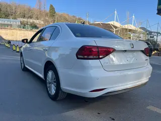 Volkswagen Lavida 2019 Set Sail 1.5L Automatic Comfort Version Country VI interior photo 11 Volkswagen Lavida 2019 Set Sail 1.5L Automatic Comfort Version Country VI interior photo 11