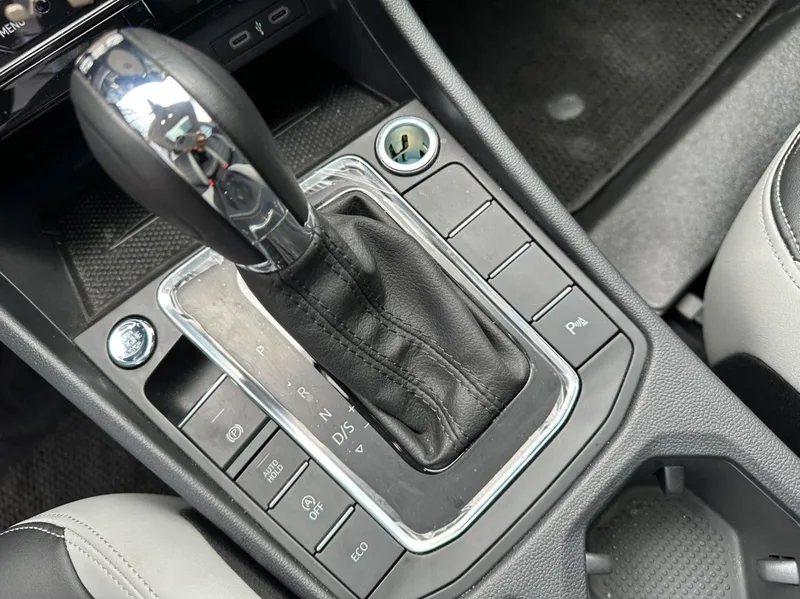 Volkswagen Bora 2025 300TSI DSG Zunxing Edition interior photo 13 Volkswagen Bora 2025 300TSI DSG Zunxing Edition interior photo 13