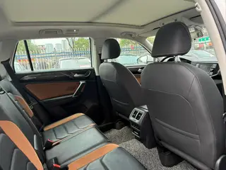 Volkswagen Tayron 2019 330TSI Modèle de luxe à deux roues motrices État VI intérieur photo 13 Volkswagen Tayron 2019 330TSI Modèle de luxe à deux roues motrices État VI intérieur photo 13