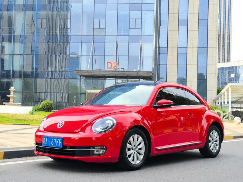Volkswagen Beetle 2013 1.4TSI Luxury type exterior photo 1 Volkswagen Beetle 2013 1.4TSI Luxury type exterior photo 1
