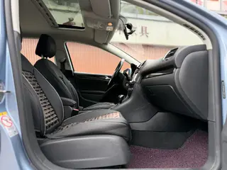 Volkswagen Golf 2012 1.4TSI Automatic Comfort Type interior photo 12 Volkswagen Golf 2012 1.4TSI Automatic Comfort Type interior photo 12