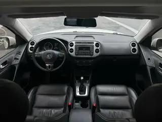 Volkswagen Tiguan 2016 280TSI Automatic Two-Drive Silk Road Comfort Edition exterior photo 5 Volkswagen Tiguan 2016 280TSI Automatic Two-Drive Silk Road Comfort Edition exterior photo 5