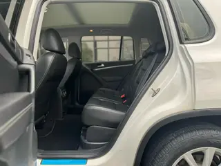 Volkswagen Tiguan 2016 280TSI Automatic Two-Drive Silk Road Comfort Edition interior photo 6 Volkswagen Tiguan 2016 280TSI Automatic Two-Drive Silk Road Comfort Edition interior photo 6