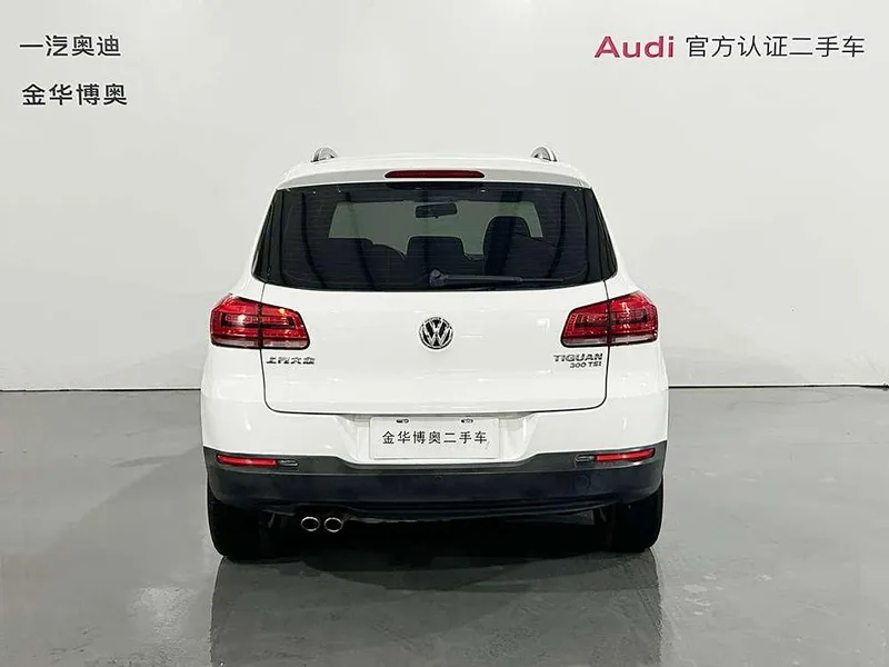Volkswagen Tiguan 2016 300TSI Automatic two-drive fashion version exterior photo 5 Volkswagen Tiguan 2016 300TSI Automatic two-drive fashion version exterior photo 5