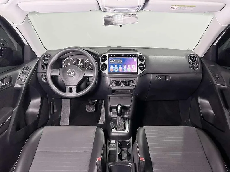 Volkswagen Tiguan 2016 300TSI Automatic two-drive fashion version interior photo 9 Volkswagen Tiguan 2016 300TSI Automatic two-drive fashion version interior photo 9