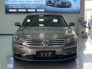 Volkswagen Phaeton 2012 3.0L Administrative exterior photo 2 Volkswagen Phaeton 2012 3.0L Administrative exterior photo 2