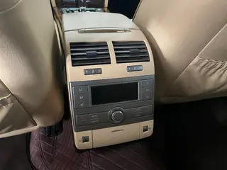 Volkswagen Phaeton 2012 3.0L Administrative exterior photo 10 Volkswagen Phaeton 2012 3.0L Administrative exterior photo 10