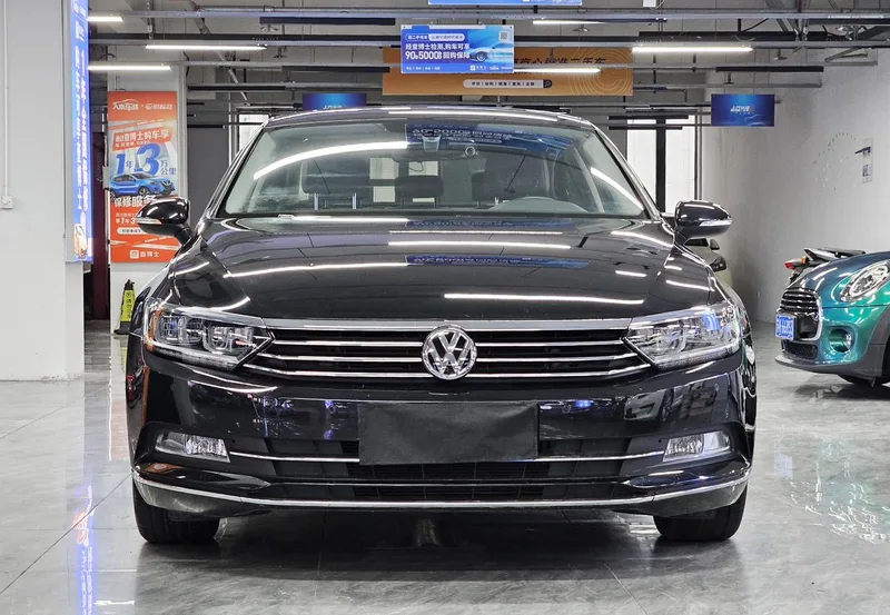 Volkswagen Magotan 2019 330TSI DSG Luxury type China V exterior photo 6 Volkswagen Magotan 2019 330TSI DSG Luxury type China V exterior photo 6