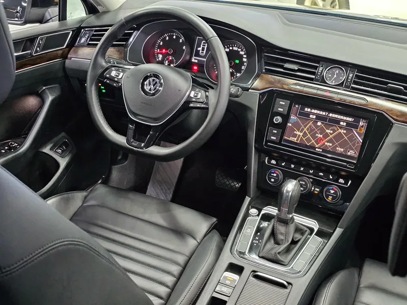 Volkswagen Magotan 2019 330TSI DSG Luxury type China V interior photo 12 Volkswagen Magotan 2019 330TSI DSG Luxury type China V interior photo 12