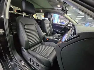 Volkswagen Magotan 2019 330TSI DSG Luxury type China V interior photo 20 Volkswagen Magotan 2019 330TSI DSG Luxury type China V interior photo 20