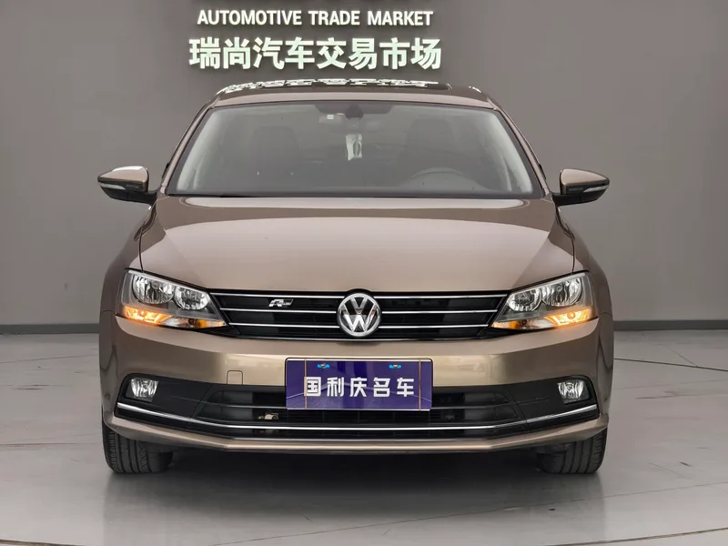 Volkswagen Sagitar 2018 1.6L Automatic Comfort Type exterior photo 2 Volkswagen Sagitar 2018 1.6L Automatic Comfort Type exterior photo 2