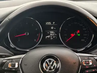 Volkswagen Sagitar 2018 1.6L Automatic Comfort Type interior photo 7 Volkswagen Sagitar 2018 1.6L Automatic Comfort Type interior photo 7