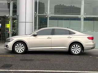 Volkswagen Passat 2019 330TSI Elite Edition Country VI exterior photo 5 Volkswagen Passat 2019 330TSI Elite Edition Country VI exterior photo 5