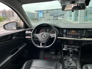 Volkswagen Passat 2019 330TSI Elite Edition Country VI interior photo 11 Volkswagen Passat 2019 330TSI Elite Edition Country VI interior photo 11