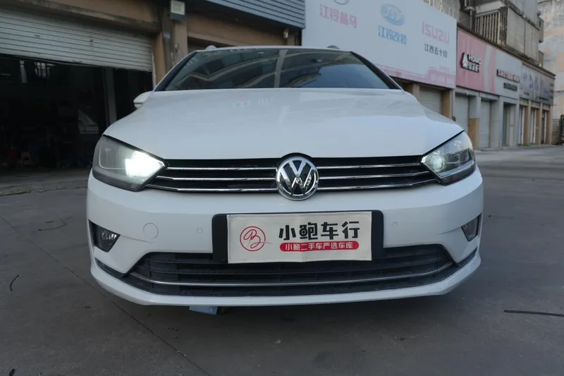 Volkswagen Golf Sportsvan 2018 280TSI Automatic Luxury Model exterior photo 2 Volkswagen Golf Sportsvan 2018 280TSI Automatic Luxury Model exterior photo 2