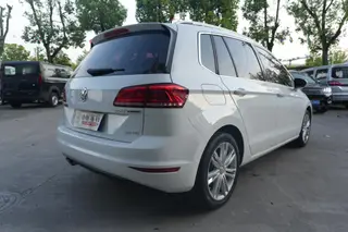 Volkswagen Golf Sportsvan 2018 280TSI Automatic Luxury Model interior photo 12 Volkswagen Golf Sportsvan 2018 280TSI Automatic Luxury Model interior photo 12