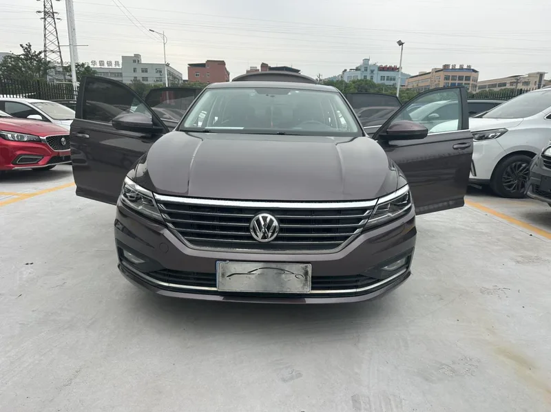 Volkswagen Lavida 2018 1.5L Automatic Comfort Version China V exterior photo 4 Volkswagen Lavida 2018 1.5L Automatic Comfort Version China V exterior photo 4