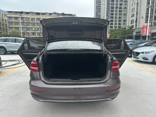 Volkswagen Lavida 2018 1.5L Automatic Comfort Version China V exterior photo 10 Volkswagen Lavida 2018 1.5L Automatic Comfort Version China V exterior photo 10