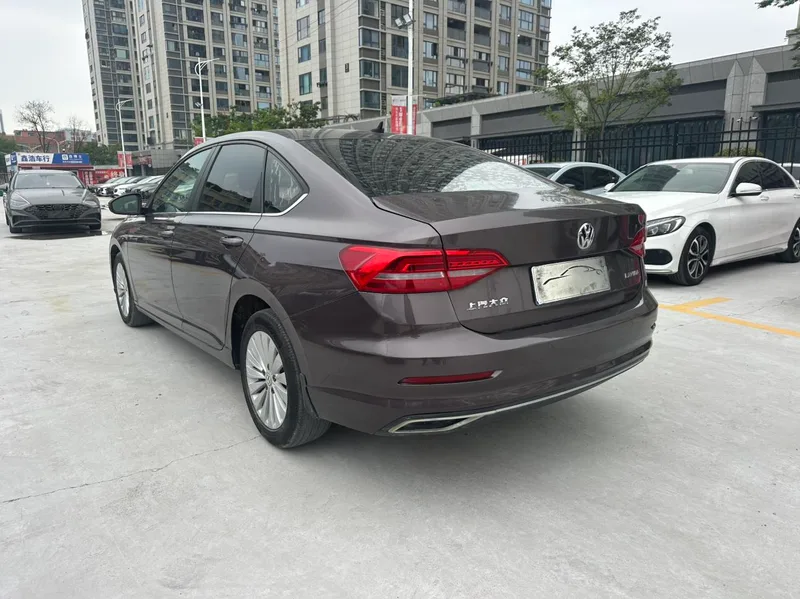 Volkswagen Lavida 2018 1.5L Automatic Comfort Version China V interior photo 19 Volkswagen Lavida 2018 1.5L Automatic Comfort Version China V interior photo 19