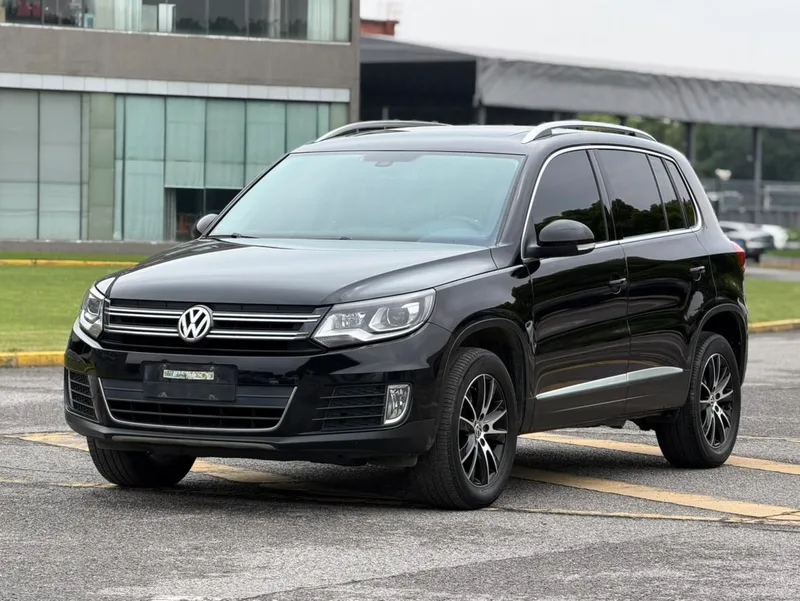 Volkswagen Tiguan 2016 300TSI Automatic Two-Drive Deluxe Edition exterior photo 1 Volkswagen Tiguan 2016 300TSI Automatic Two-Drive Deluxe Edition exterior photo 1