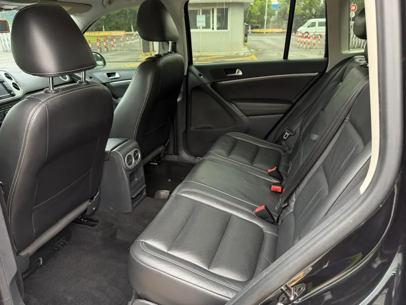 Volkswagen Tiguan 2016 300TSI Automatic Two-Drive Deluxe Edition exterior photo 9 Volkswagen Tiguan 2016 300TSI Automatic Two-Drive Deluxe Edition exterior photo 9