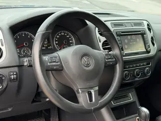 Volkswagen Tiguan 2016 300TSI Automatic Two-Drive Deluxe Edition interior photo 14 Volkswagen Tiguan 2016 300TSI Automatic Two-Drive Deluxe Edition interior photo 14