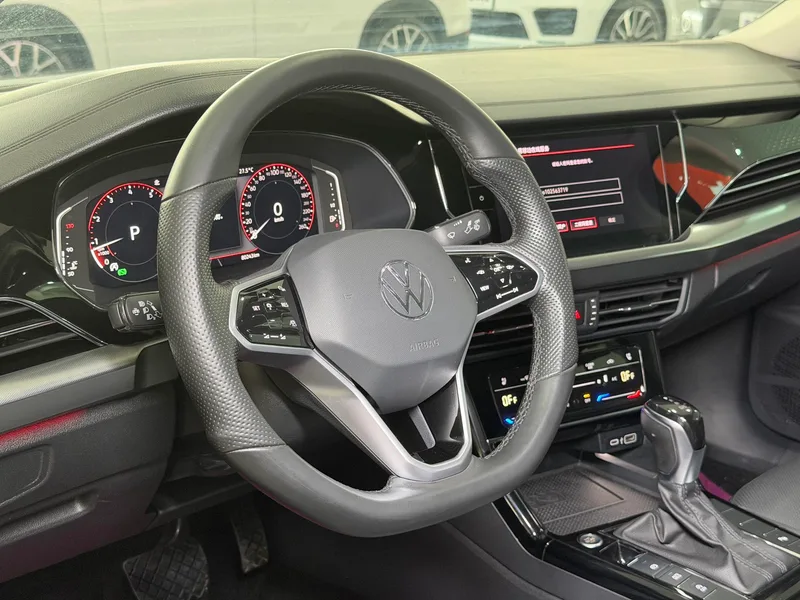 Volkswagen Passat 2022 330TSI Star Deluxe Edition interior photo 13 Volkswagen Passat 2022 330TSI Star Deluxe Edition interior photo 13