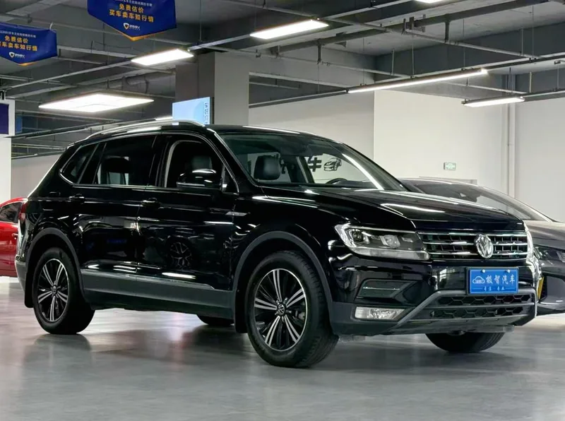 Volkswagen Tiguan L 2021 330TSI Auto Two-Drive Smart Edition exterior photo 3 Volkswagen Tiguan L 2021 330TSI Auto Two-Drive Smart Edition exterior photo 3