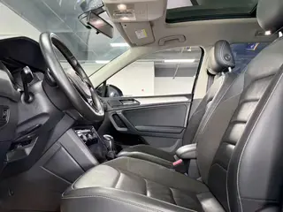 Volkswagen Tiguan L 2021 330TSI Auto Two-Drive Smart Edition interior photo 10 Volkswagen Tiguan L 2021 330TSI Auto Two-Drive Smart Edition interior photo 10
