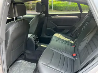 Volkswagen CC 2020 330TSI Charm Yan Edition Country VI interior photo 8 Volkswagen CC 2020 330TSI Charm Yan Edition Country VI interior photo 8