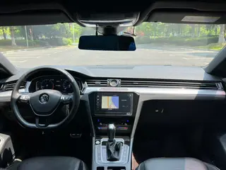 Volkswagen CC 2020 330TSI Charm Yan Edition Country VI interior photo 9 Volkswagen CC 2020 330TSI Charm Yan Edition Country VI interior photo 9