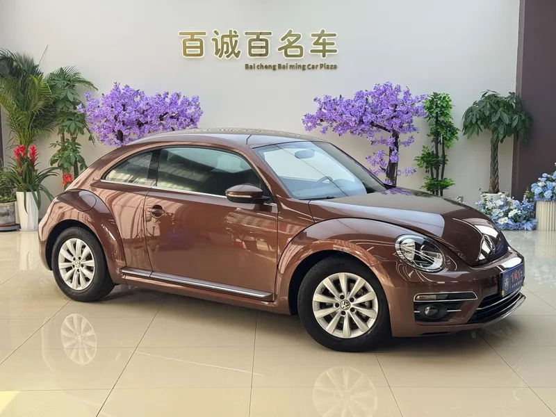 Volkswagen Beetle 2017 180TSI Yile Edition exterior photo 3 Volkswagen Beetle 2017 180TSI Yile Edition exterior photo 3