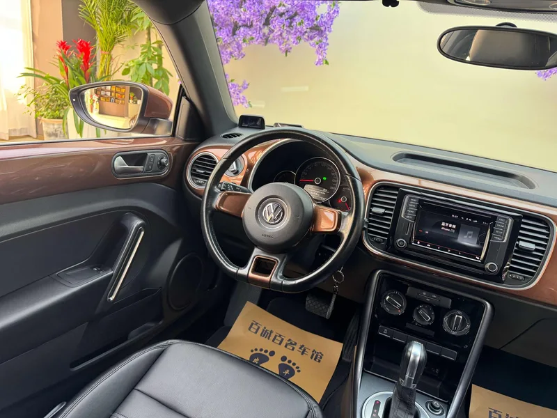 Volkswagen Beetle 2017 180TSI Yile Edition interior photo 14 Volkswagen Beetle 2017 180TSI Yile Edition interior photo 14