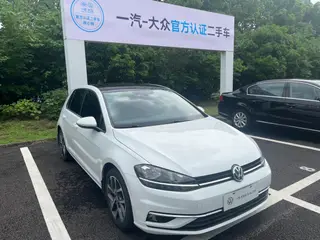 Volkswagen Golf 2019 280TSI DSG Luxury type Country VI exterior photo 2 Volkswagen Golf 2019 280TSI DSG Luxury type Country VI exterior photo 2