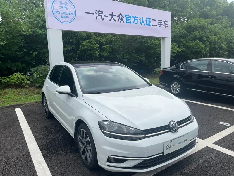 Volkswagen Golf 2019 280TSI DSG Luxury type Country VI exterior photo 2 Volkswagen Golf 2019 280TSI DSG Luxury type Country VI exterior photo 2