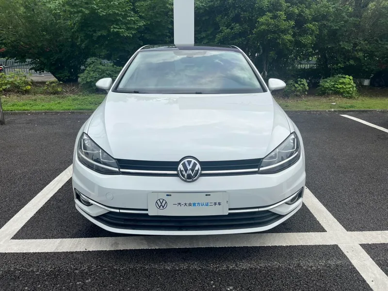 Volkswagen Golf 2019 280TSI DSG Luxury type Country VI exterior photo 3 Volkswagen Golf 2019 280TSI DSG Luxury type Country VI exterior photo 3