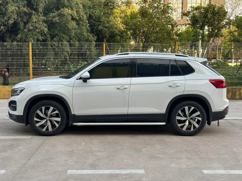 Volkswagen Tayron 2019 330TSI Two-wheel-drive luxury model Country VI exterior photo 6 Volkswagen Tayron 2019 330TSI Two-wheel-drive luxury model Country VI exterior photo 6