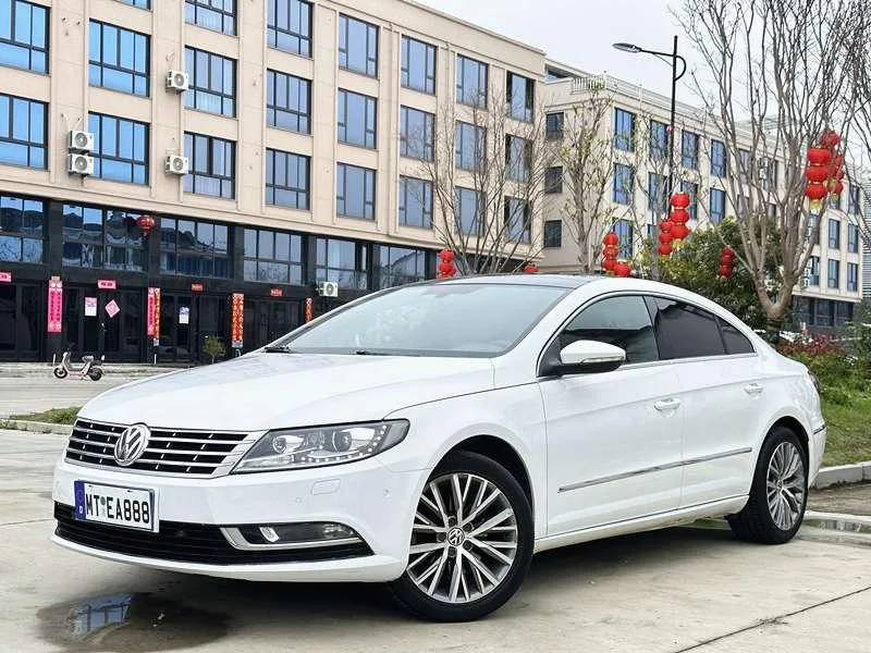 Volkswagen CC 2018 1.8TSI Luxury type exterior photo 1 Volkswagen CC 2018 1.8TSI Luxury type exterior photo 1