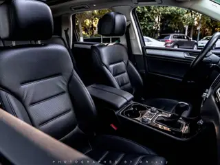 Volkswagen Touareg 2017 3.0TSI Boundary Extension Edition interior photo 8