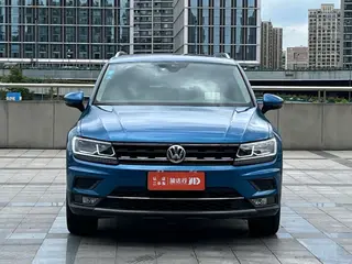 Volkswagen Tiguan 2017 330TSI Four-wheel drive Chuangrui type exterior photo 2 Volkswagen Tiguan 2017 330TSI Four-wheel drive Chuangrui type exterior photo 2