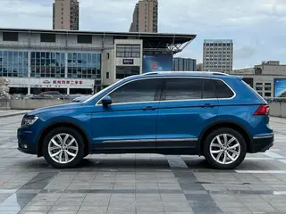 Volkswagen Tiguan 2017 330TSI Four-wheel drive Chuangrui type exterior photo 4 Volkswagen Tiguan 2017 330TSI Four-wheel drive Chuangrui type exterior photo 4