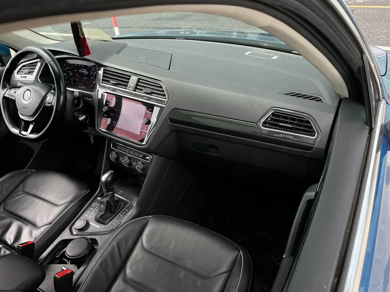 Volkswagen Tiguan 2017 330TSI Four-wheel drive Chuangrui type interior photo 10 Volkswagen Tiguan 2017 330TSI Four-wheel drive Chuangrui type interior photo 10