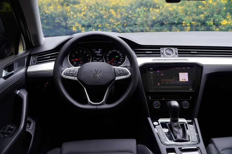Volkswagen Magotan 2020 280TSI DSG Confortable intérieur photo 13