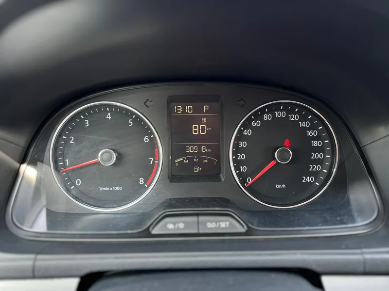 Volkswagen Gran Lavida 2013 1.6L Automatic Comfort Type interior photo 18 Volkswagen Gran Lavida 2013 1.6L Automatic Comfort Type interior photo 18